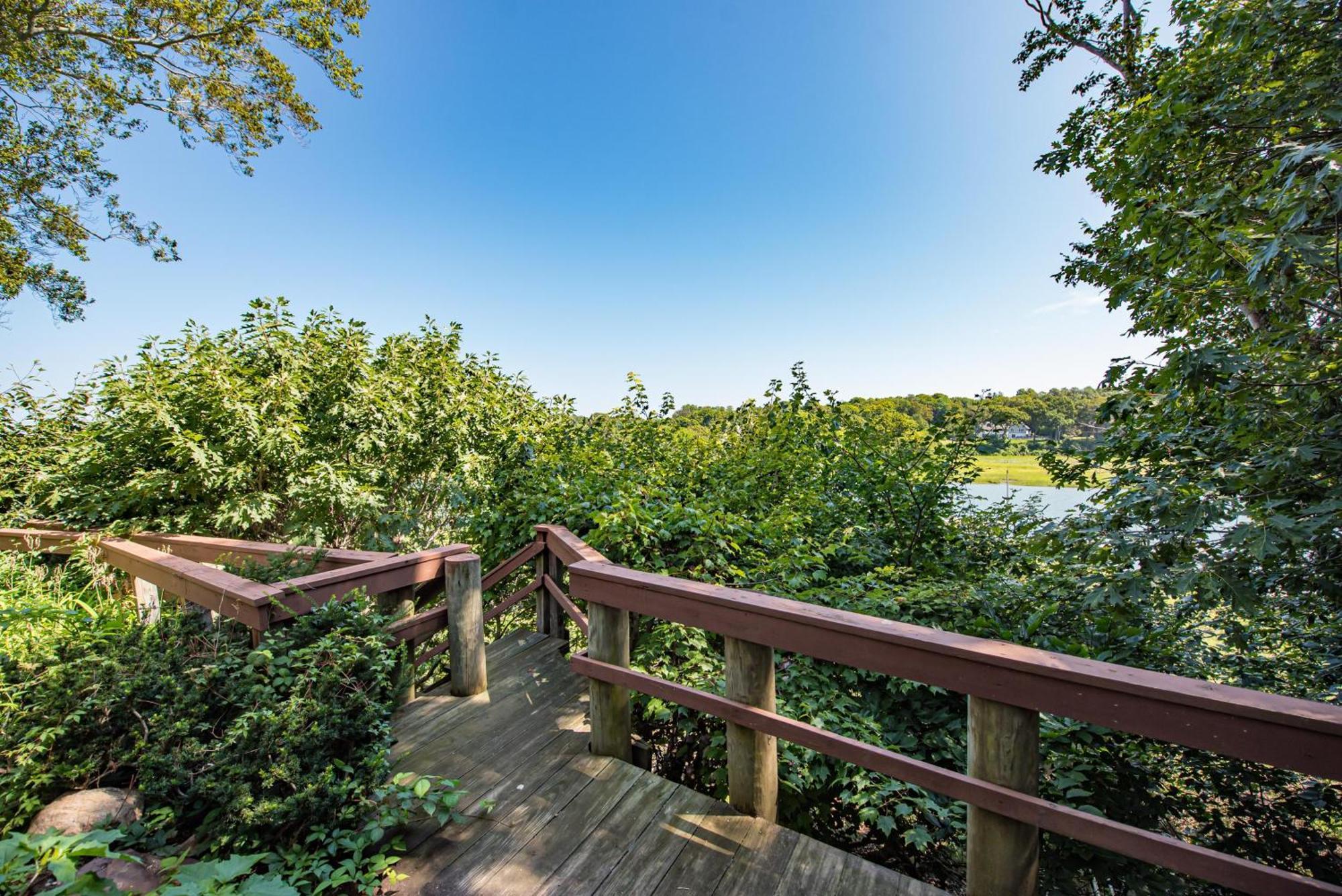 Nature'S Paradise: Private Dock & Water Views Mattituck Экстерьер фото