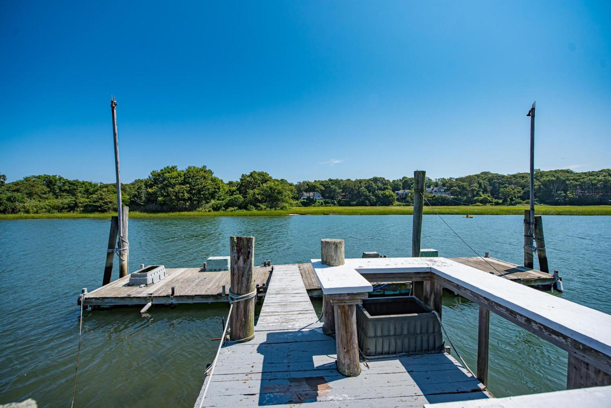 Nature'S Paradise: Private Dock & Water Views Mattituck Экстерьер фото