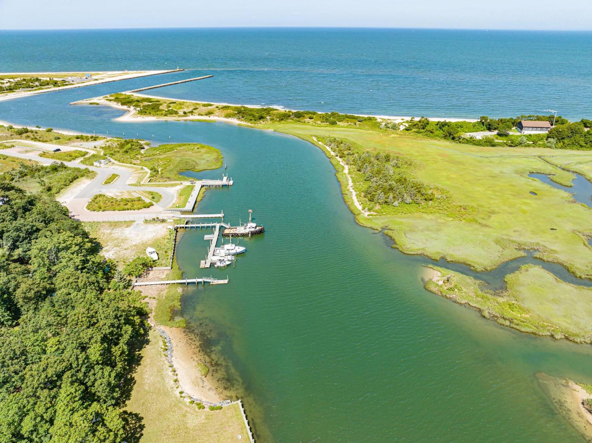 Nature'S Paradise: Private Dock & Water Views Mattituck Экстерьер фото